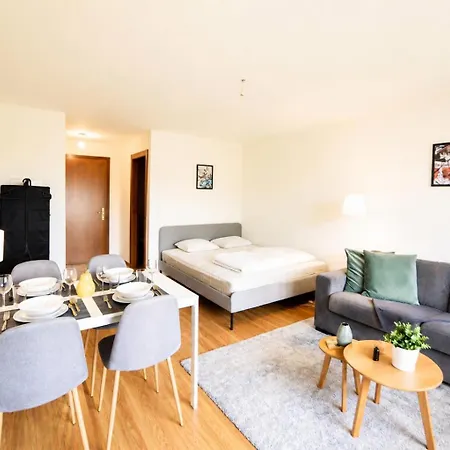 아파트 Charming And Comfortable Ideally Located In 사이옹